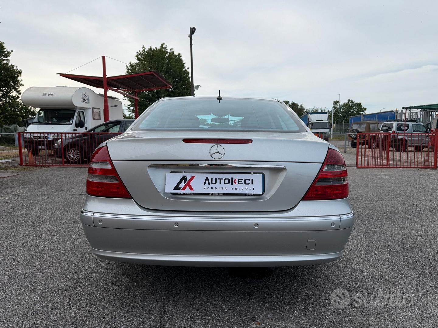 Mercedes-Benz E 400 2003 photo 4
