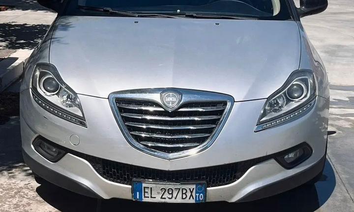 Lancia Delta 1.6 MJT Diesel Argento 2012-142.900km