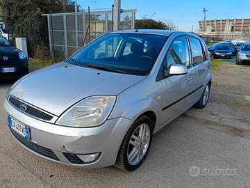 Ford Fiesta 1.2 benzina