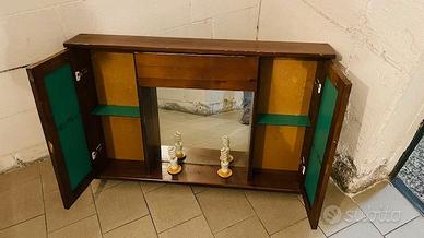 Mobiletto anticato con specchiera