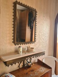 Specchiera antica con consolle in marmo