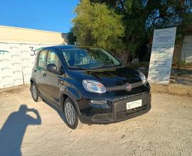Fiat Panda 1.0 FireFly 70cv Hybrid Pandina KM0