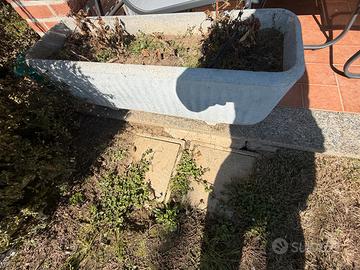 Vasi da giardino in cemento