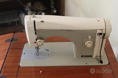 MACCHINA DA CUCIRE VINTAGE ANNI 50-70