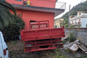 Iveco Daily (Faro tondo)35.10 ribaltabile