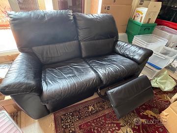 Divano in pelle reclinabile (€ trattabili)