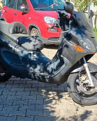 Scooter Piaggio X9