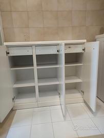Mobile bianco laccato