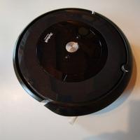 iRobot Roomba e5. Robot aspirapolvere.