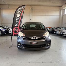 Toyota Verso-S 1.3 MT Active NEOPATENTATI