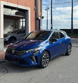 Renault Clio TCe 90 CV 5 porte 2024