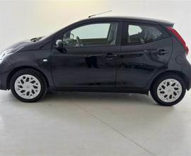 TOYOTA AYGO 1.0 VVT-i x-business MY19 5 PORTE