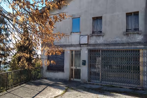 privato vende casa indipendente 