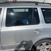 PORTIERA POSTERIORE SINISTRA SKODA Octavia S. Wago