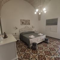Otranto a km 4 dal mare appartamento con cortile