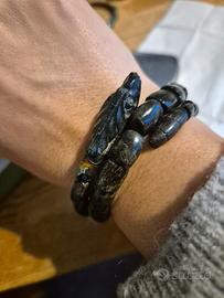  Bracciale a Serpente in Pietra Nera Intagliata 