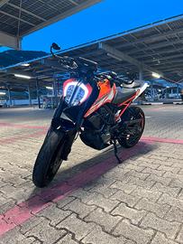 Ktm duke 125
