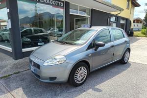 Fiat Grande Punto 1.3 MJT 75 CV 5 p - LEGGI