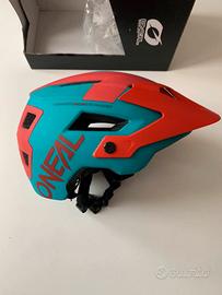 Casco MTB O’neal defender 2.0 helmet