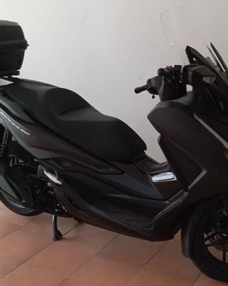 Honda Forza 350