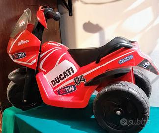 Moto Peg Perego Ducati gioco