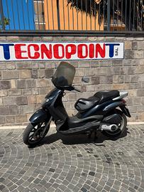 Piaggio Beverly 250 base