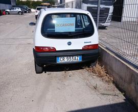 Fiat 600 bianca