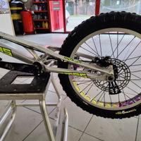 Bici Trial Comas kala 1008 HS/Disc 20" 2024