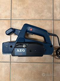 Pialla manuale  AEG