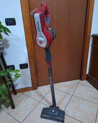 Scopaelettrica senza fili HOOVER