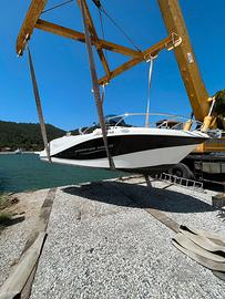 Walk around Manara 595 Barracuda