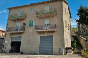 Appartamento via Cerreto 6, Carunchio