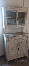 vetrina shabby 