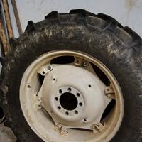 Gomme e cerchi per trattori fiat, 14.9 R30