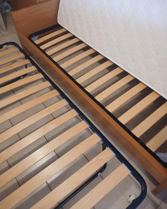 Lettini con rete e materasso