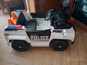 Auto polizia elettrica