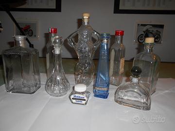 Bottiglie e boccette di vetro da collezione