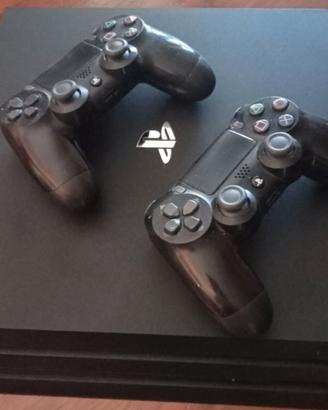 PlayStation 4 PRO,1tb,2 controller