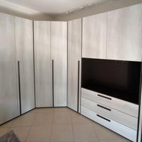 Armadio ad angolo con Cabina armadio