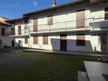 Ampia porzione di casa, disposta su due livelli