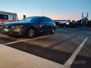 Audi A4 station wagon 