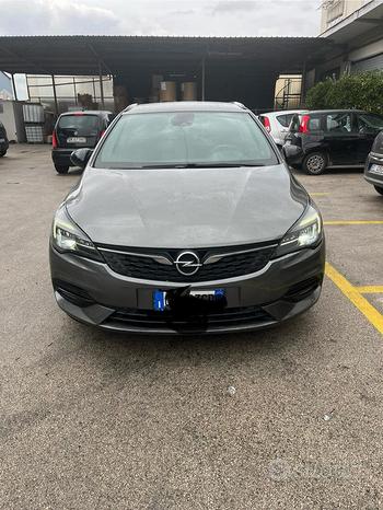 Opel astra sports tourer+ diesel 2020