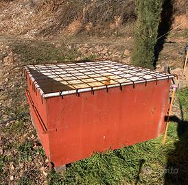 Vasca in ferro per raccolta acqua