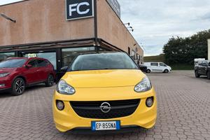 Opel Adam 1.4 100 CV VALENTINO ROSSI VR46