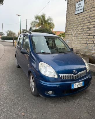 Toyota Yaris Verso