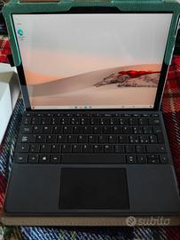 Surface Go 2 8GB/128GB con Cover e Tastiera