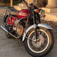 Moto Guzzi 850 v7