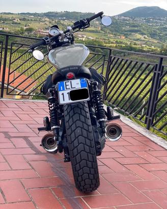 Moto guzzi v9 bobber