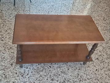 Tavolino in legno antico