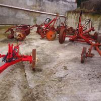 Carrelli porta attrezzi